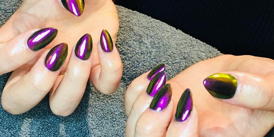 nails-reigate Decorative nail art